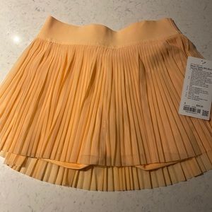 Lululemon pleated tennis skirt NWT